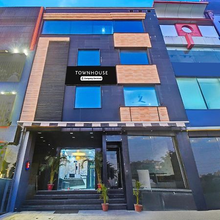Super Townhouse Amrapali Circle Formerly Hotel Aqua Jaipur Buitenkant foto