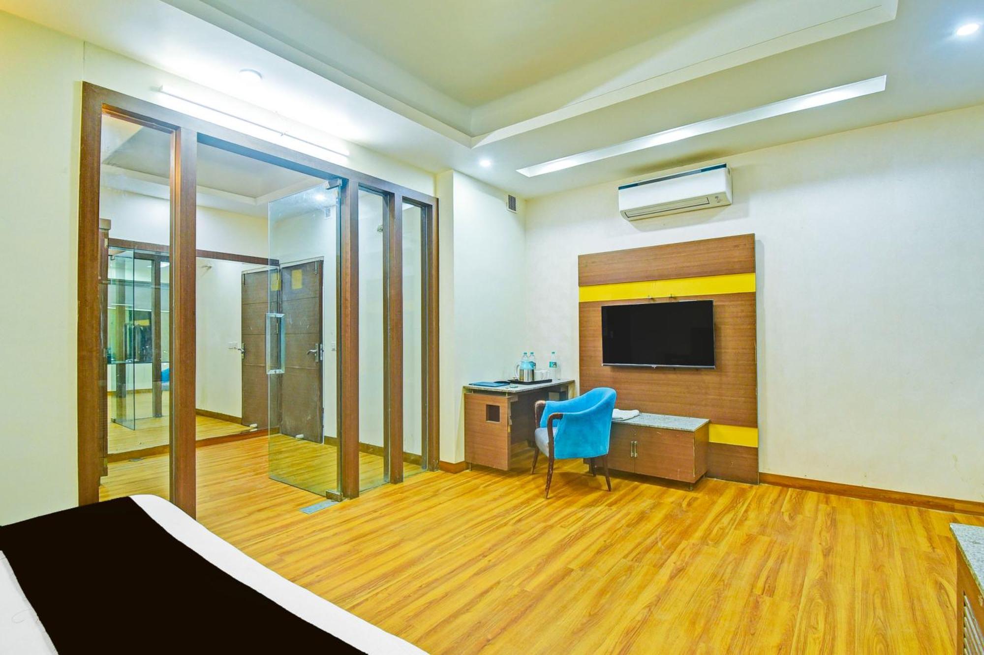 Super Townhouse Amrapali Circle Formerly Hotel Aqua Jaipur Buitenkant foto