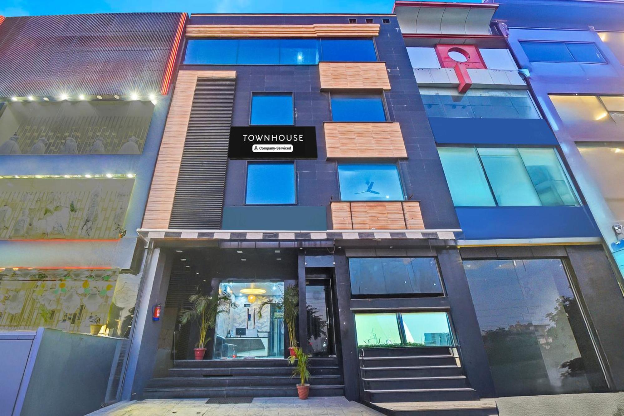 Super Townhouse Amrapali Circle Formerly Hotel Aqua Jaipur Buitenkant foto