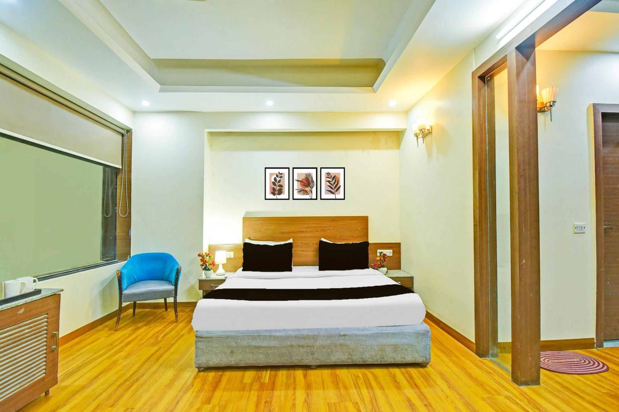 Super Townhouse Amrapali Circle Formerly Hotel Aqua Jaipur Buitenkant foto