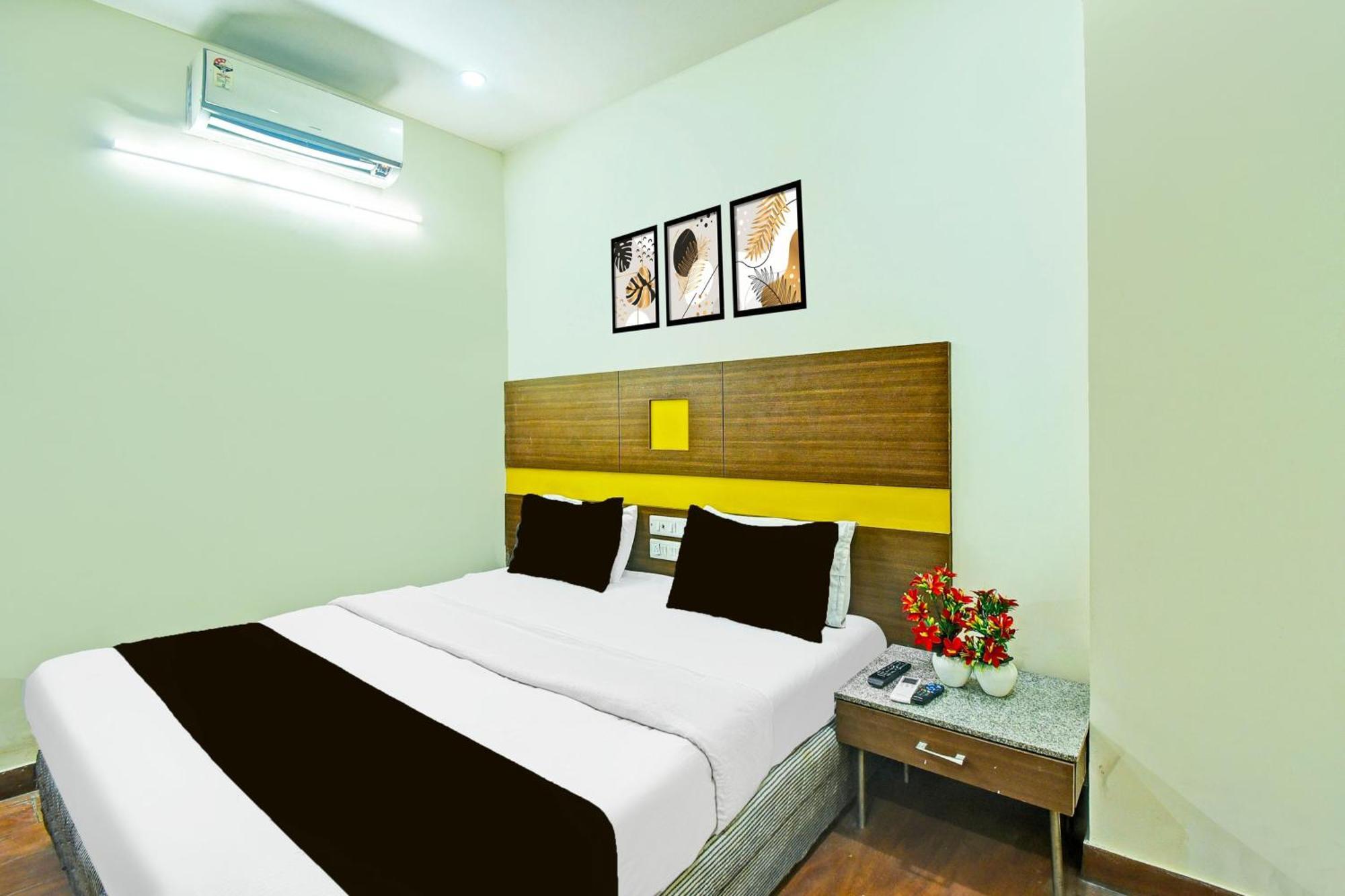 Super Townhouse Amrapali Circle Formerly Hotel Aqua Jaipur Buitenkant foto