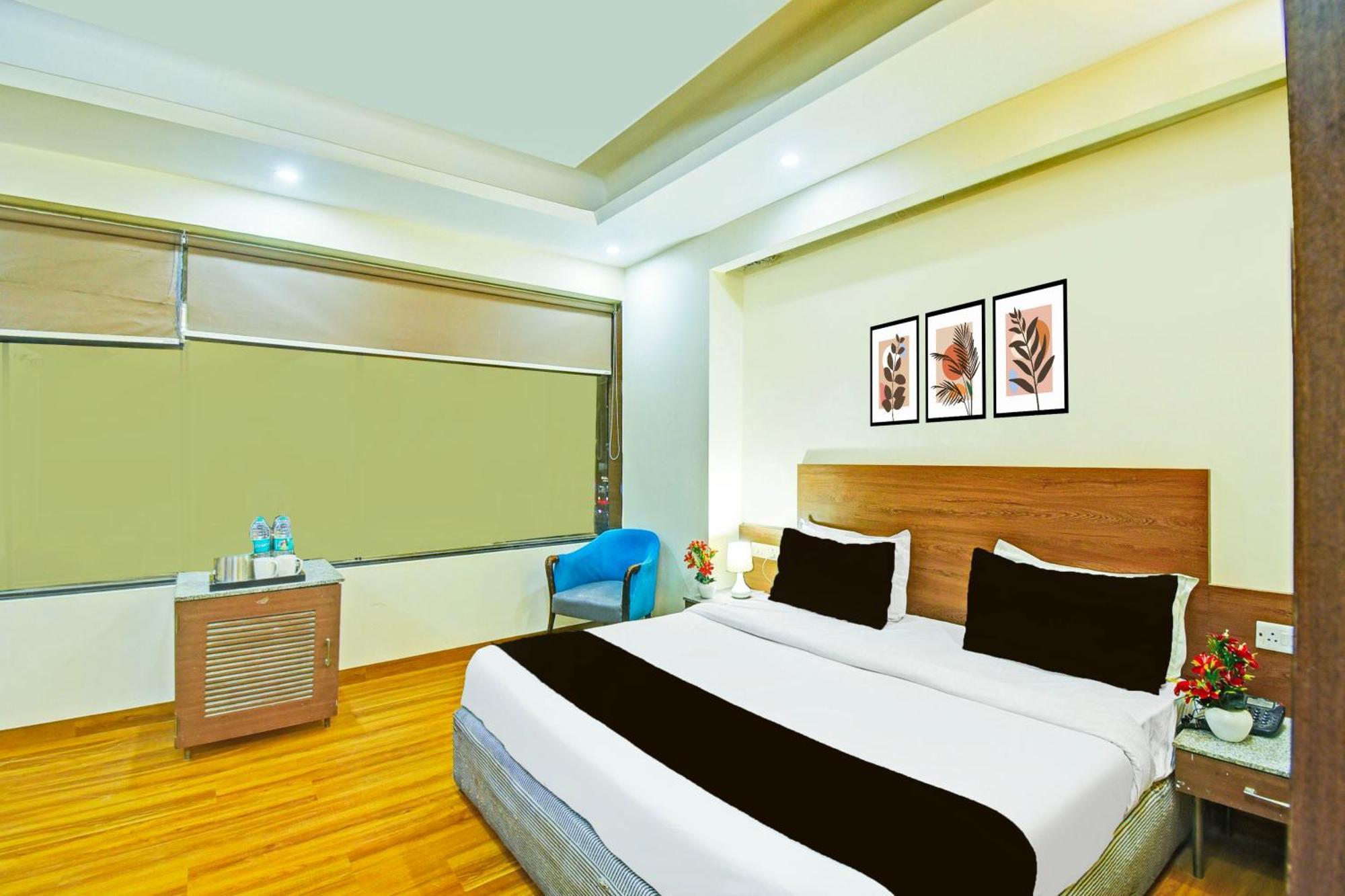Super Townhouse Amrapali Circle Formerly Hotel Aqua Jaipur Buitenkant foto