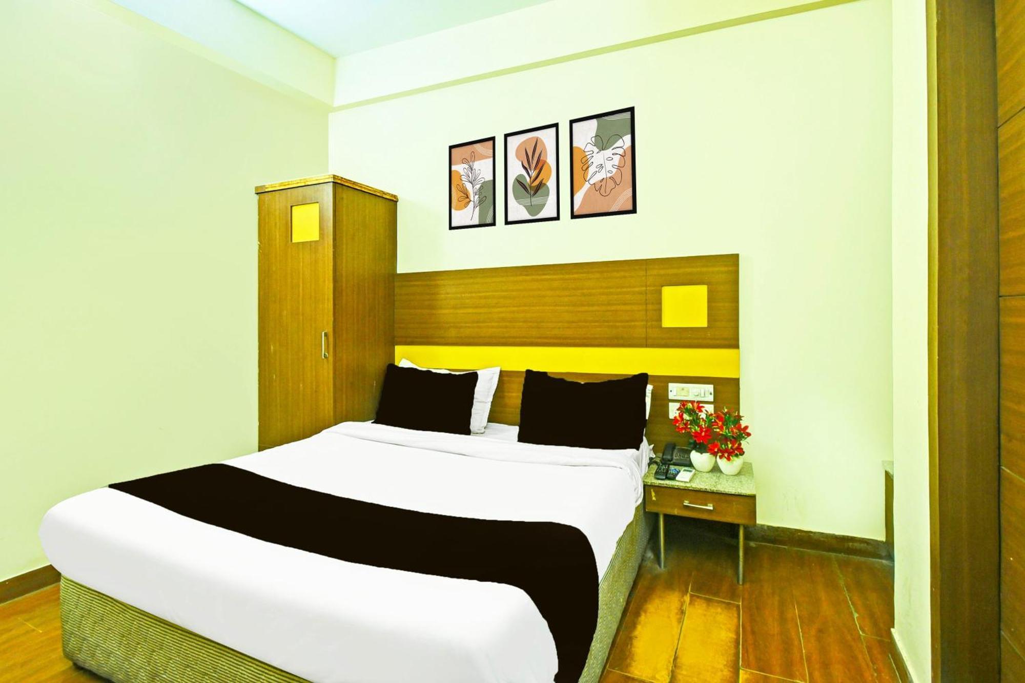 Super Townhouse Amrapali Circle Formerly Hotel Aqua Jaipur Buitenkant foto