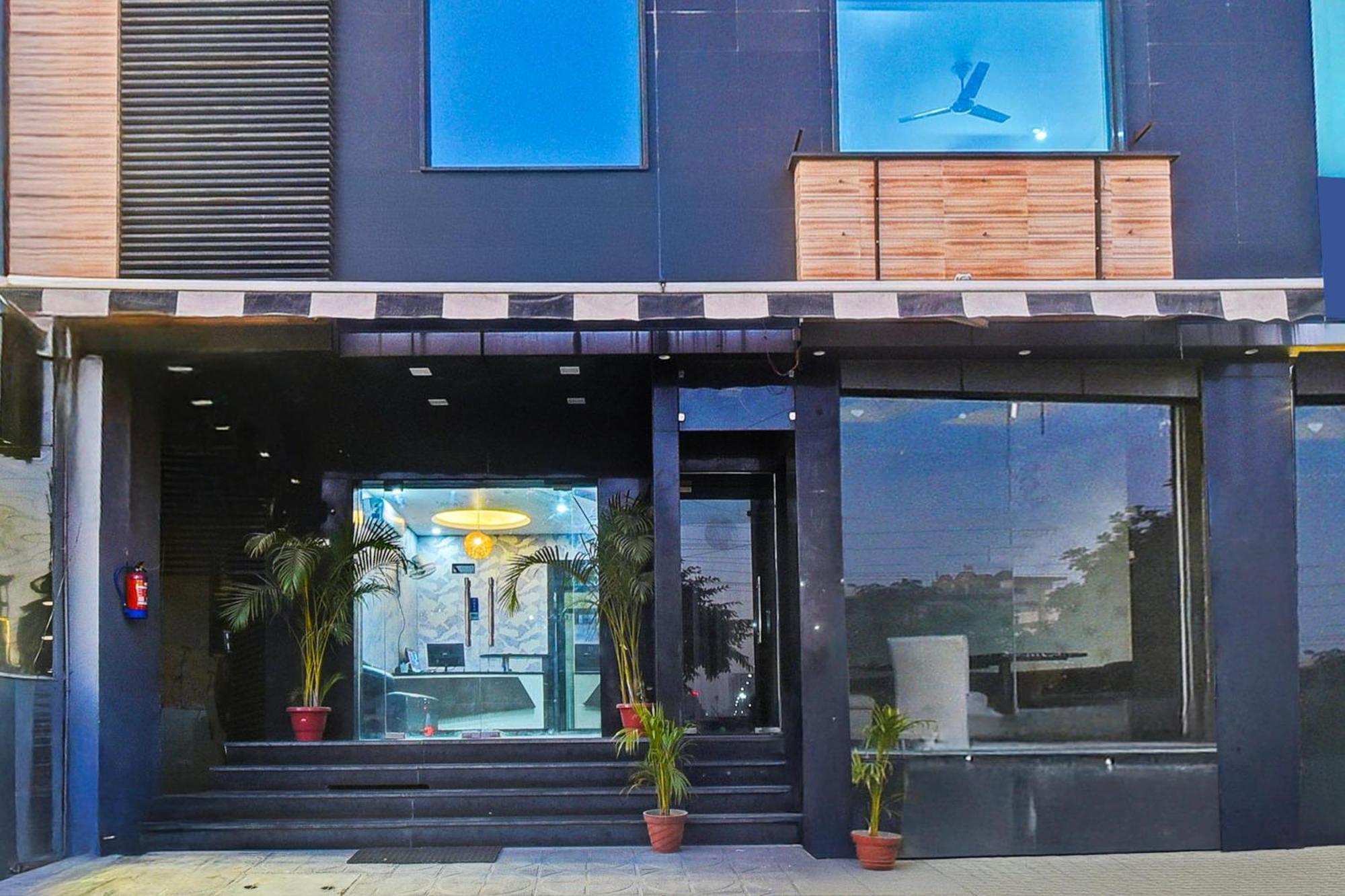 Super Townhouse Amrapali Circle Formerly Hotel Aqua Jaipur Buitenkant foto