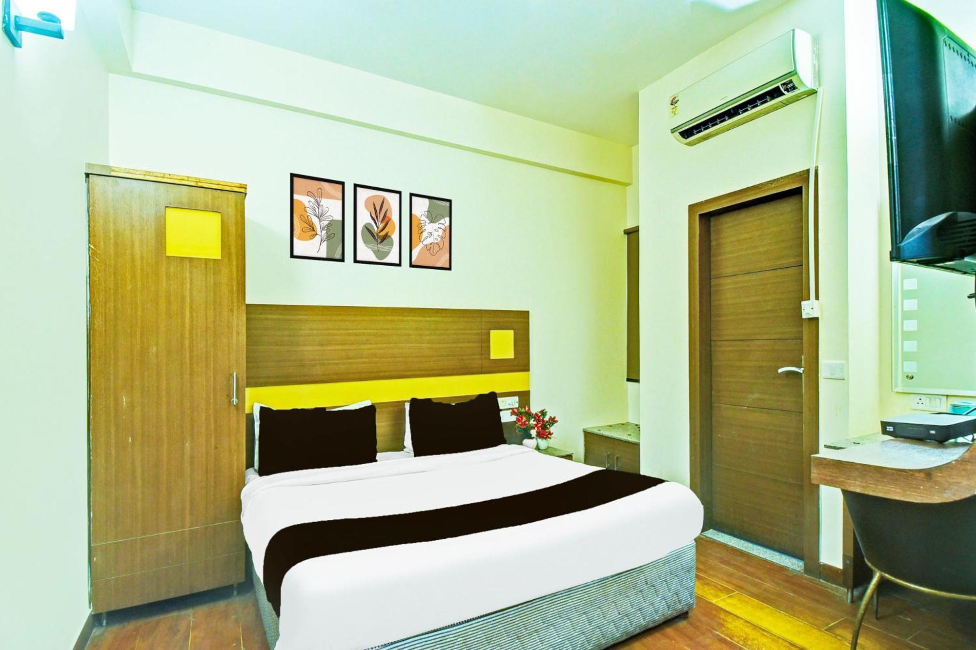 Super Townhouse Amrapali Circle Formerly Hotel Aqua Jaipur Buitenkant foto
