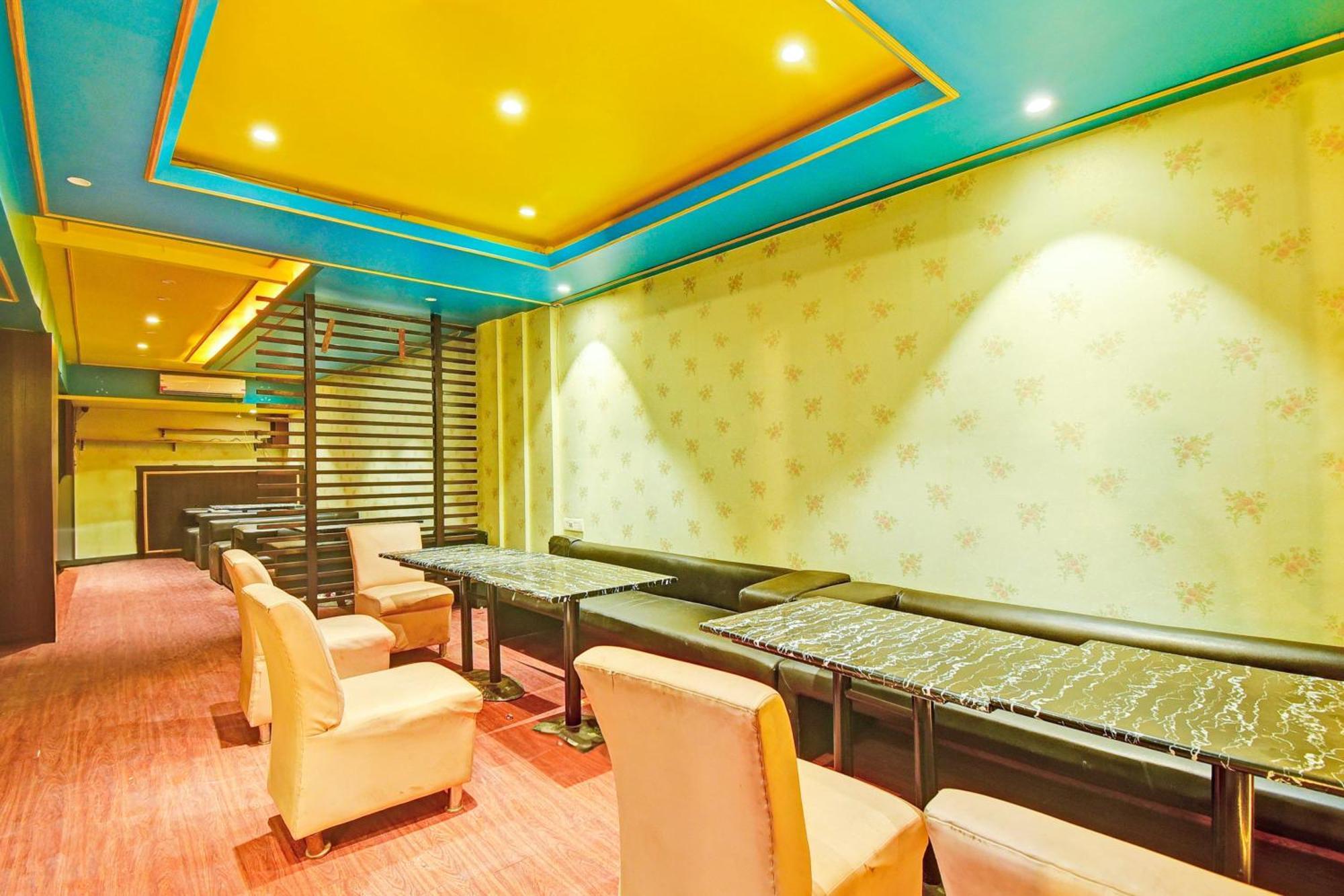 Super Townhouse Amrapali Circle Formerly Hotel Aqua Jaipur Buitenkant foto